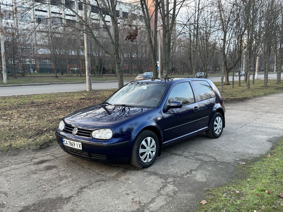 Продам Volkswagen Golf 4 1.4mpi