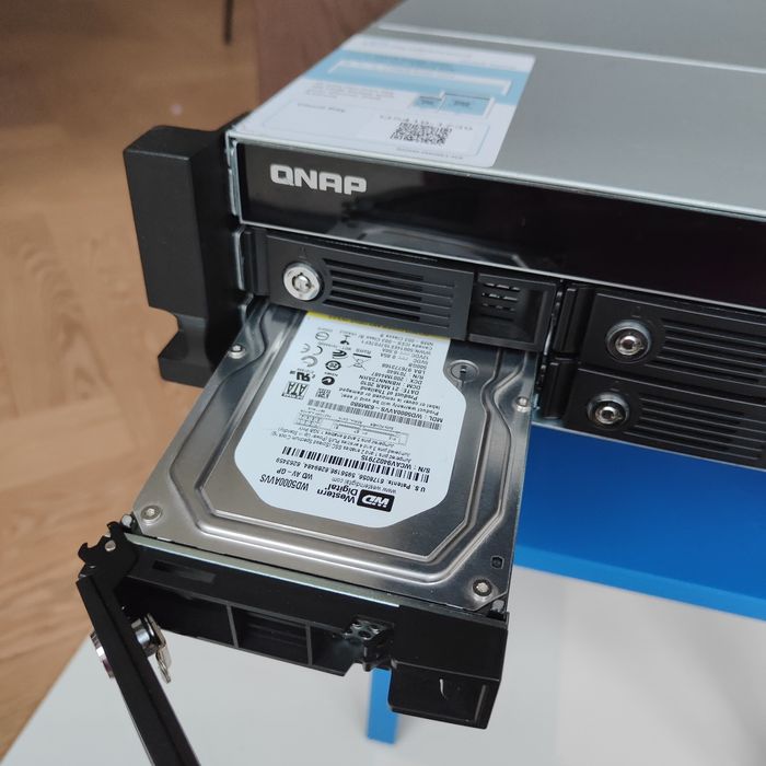 QNAP TS-853U rac 8 GB