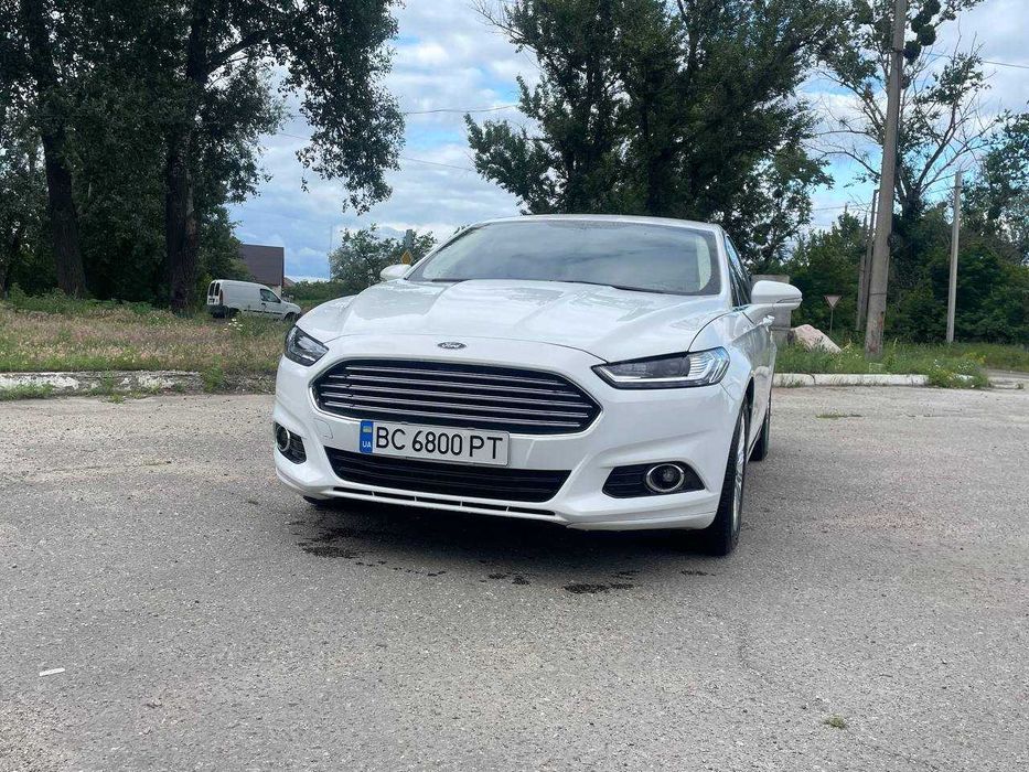 Аренда/оренда Форд Фьюжен Гибрид.