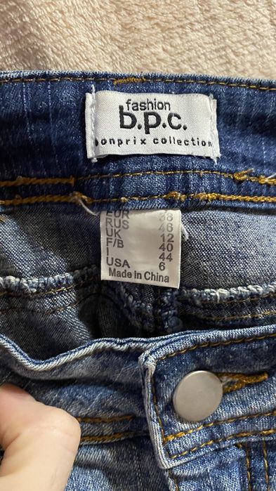 Джинсова спідниця