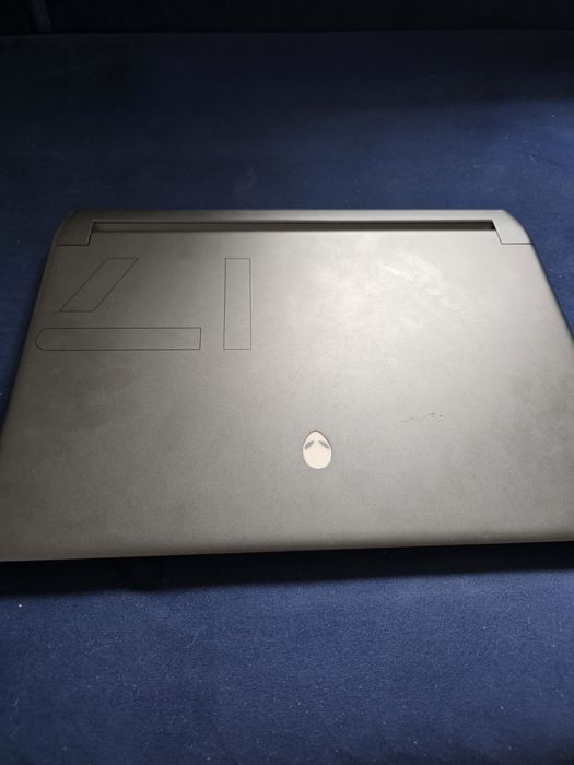 Dell Alienware M17 64gb ram ddr5
