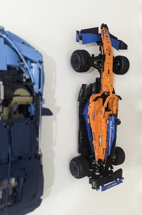 Suporte Vertical para LEGO Technic McLaren F1 Formula 1 Race Car 42141