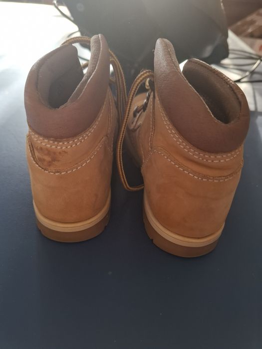 Bota , sapatilha. Camel  n:33