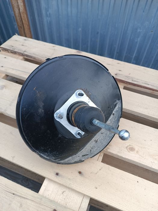 Serwo hamulcowe pompa VW passat b6 3c1,614,105L Europa