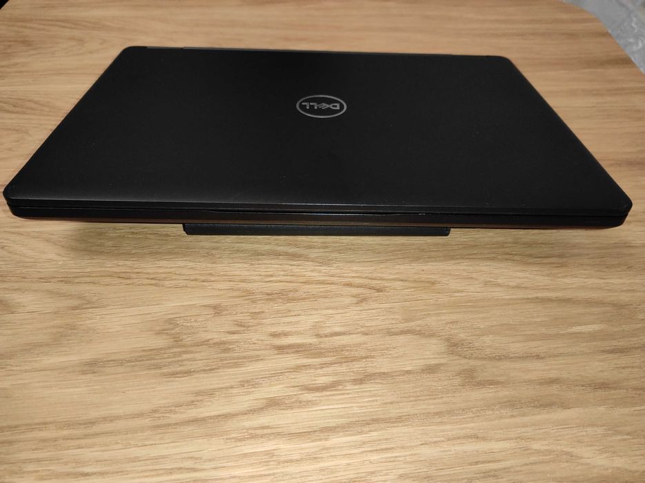 Ноутбук Dell 5490 14.0 FHD/i5-8350U/8ГБ DDR4/SSD 256GB/бат.3-4 години