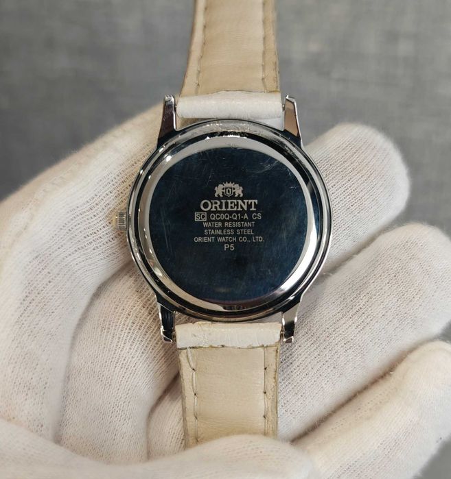 Жіночий годинник Orient FQC0Q006W