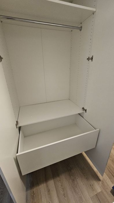 Szafy / Garderoba PAX , biały połysk