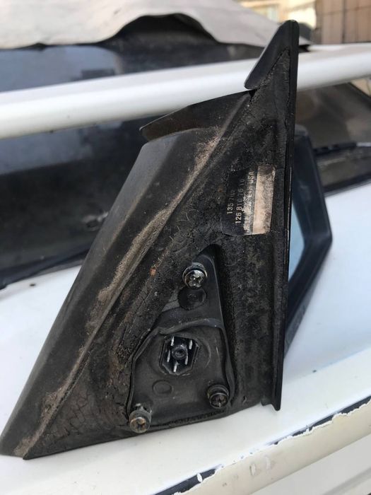 Продам зеркало правое Mercedes 126