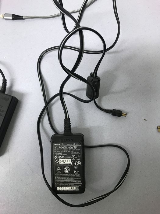 Sony 4.2V Charger with 1.5A64740217002754120