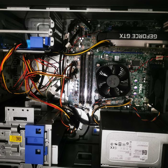 Komputer stacjonarny Intel (R) Core i7