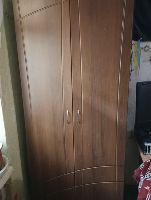 Продам шкаф для вещей самовывоз
