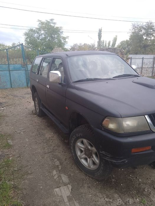 Продам Міцубісі Паджеро Спорт