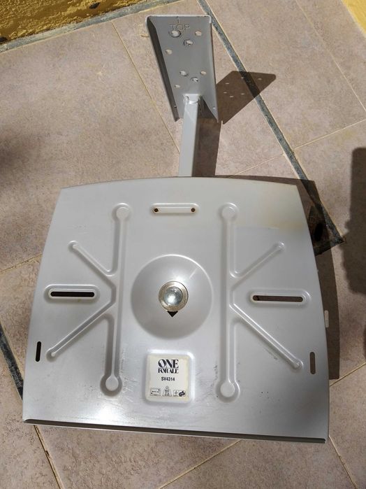 Suporte de parede para televisão