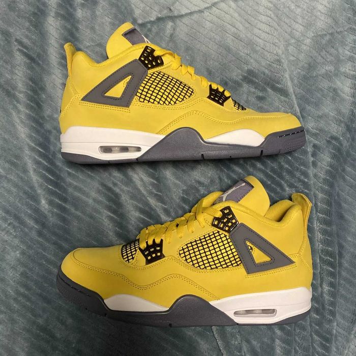 Męskie buty Nike Air Jordan 4 Retro Lightning w rozmiarze