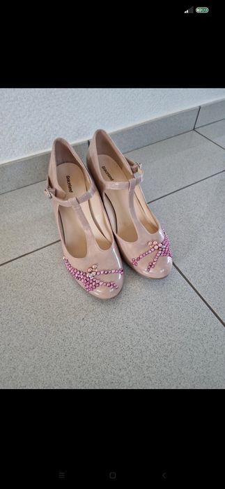 Buty na obcasie Graceland - nude