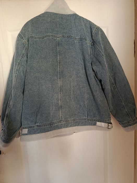 Женская джинсовая курточка на меху