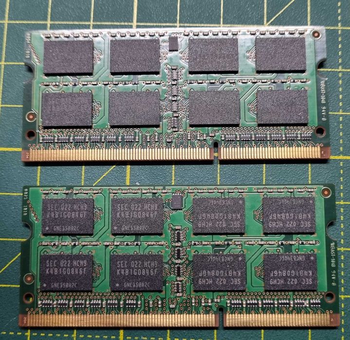 Пам'ять для ноутбуку. SODIMM DDR3 2 Gb 2Rx8 PC3 -10600S