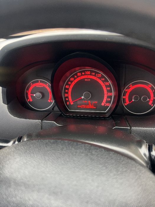 Продам Kia Ceed 1.6 (2010 рік)
Автомобіль у відмінному технічному стан