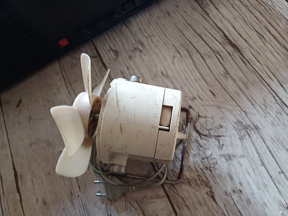 Wiatrak radziecki PRL wentylator