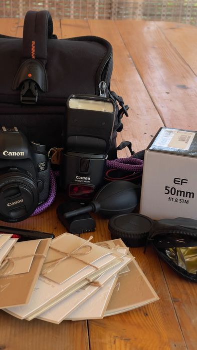 Canon 5D mark||| + обʼєктив + спалах + аксесуари