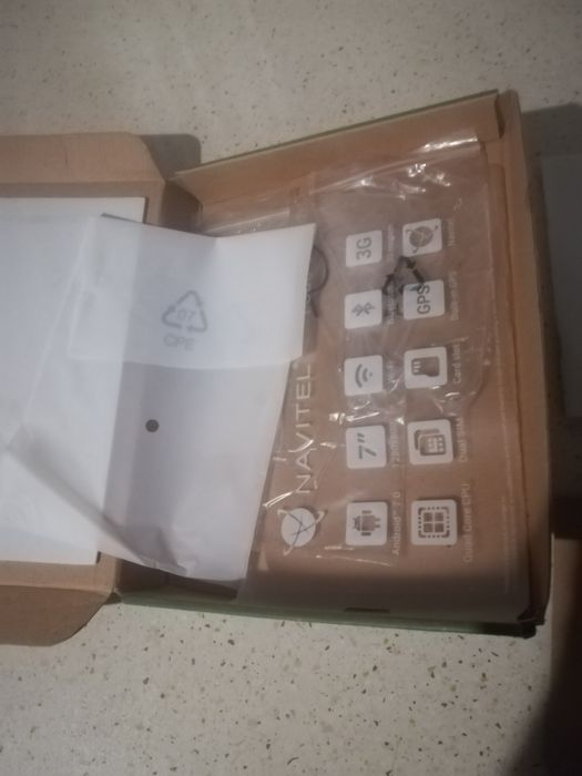 Pudełko od tablet navitel t500 3g