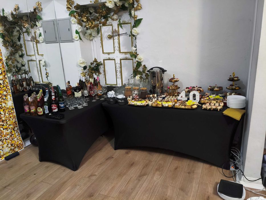 Stoły i krzesła cateringowe wynajem krzesła wynajem stół wypożyczalnia