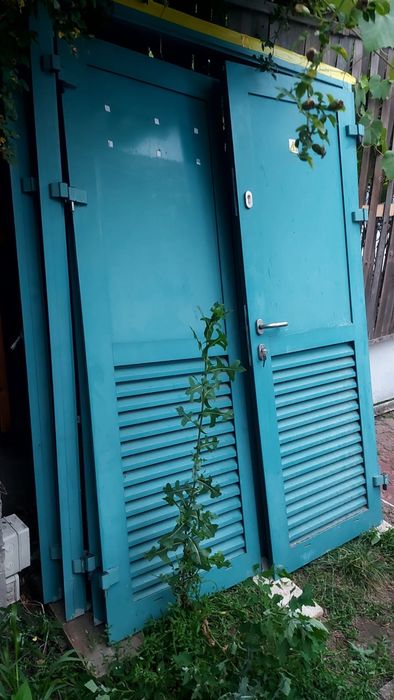 Drzwi aluminiowe zewnetrzne 212x160 z żaluzjami