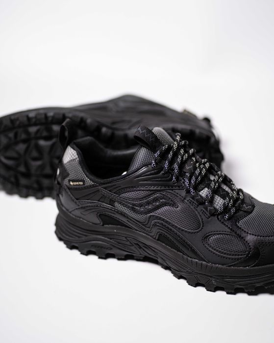 Мужские кроссовки Saucony GRID AURA X GTX S70925-1 Black Gore-Tex