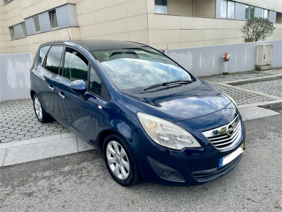 Opel Meriva 1.3CDTI Cosmos Nova 2011 200000km foto 2