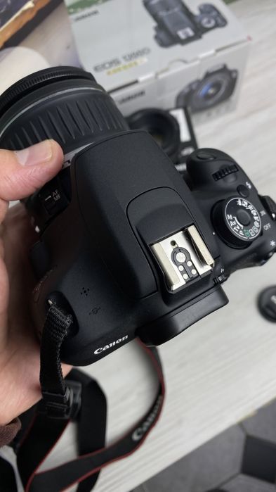 Фотоапарат Canon 1200D + 50 mm 1/8