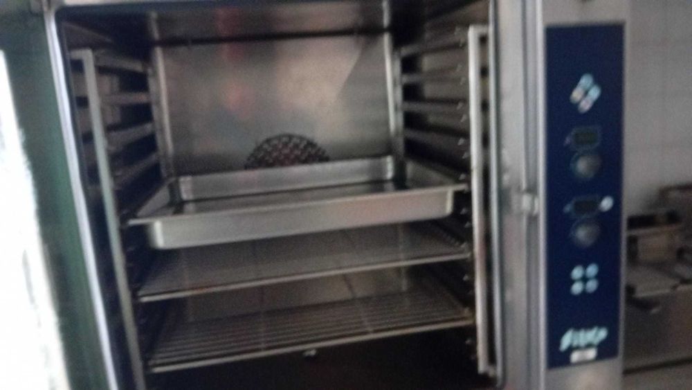 Forno Industrial 102X99X99 com Bancada Inox 100X100 + 70X80.