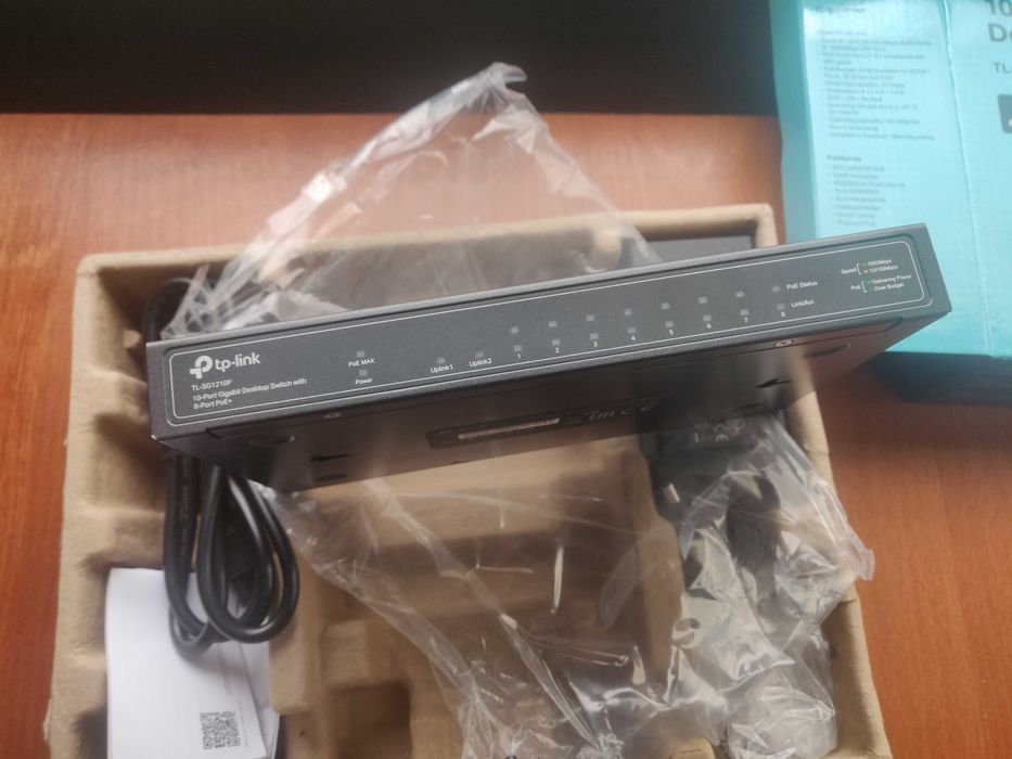 desktop POE swicth