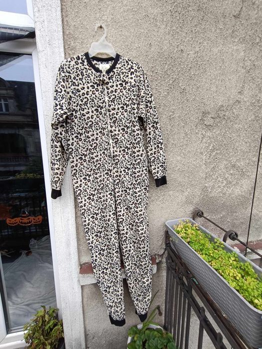 Strój panterka, piżama pajac 38 40