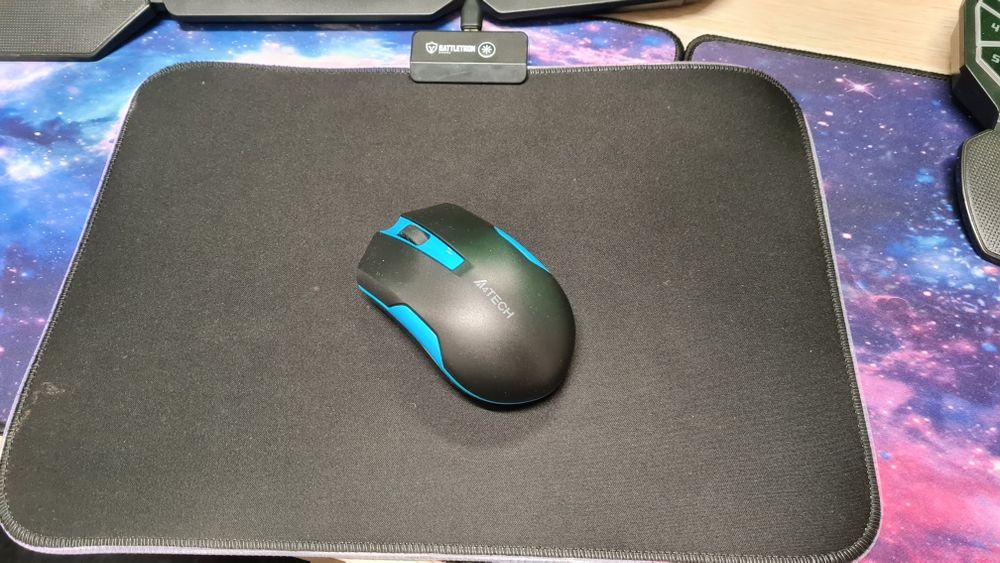 Podkładka gamingowa RGB Battletron – duża, USB, idealna pod mysz