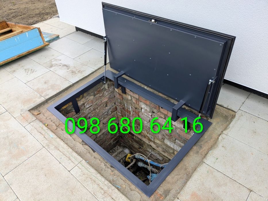 Люк /підлоговий /під плитку/ревізійний/двері металеві/з металу/кришка