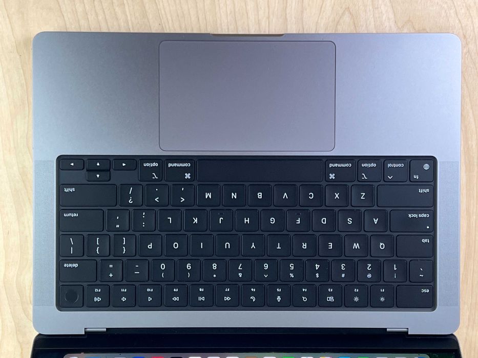 2023 MacBook Pro A2918 14" M3 16GB 1000GB