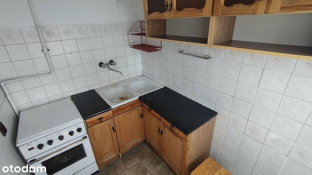 2 pokoje, winda, 1 piętro, do remontu