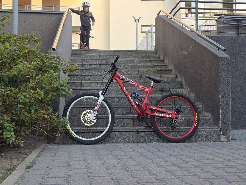Commencal Supreme DH V2
