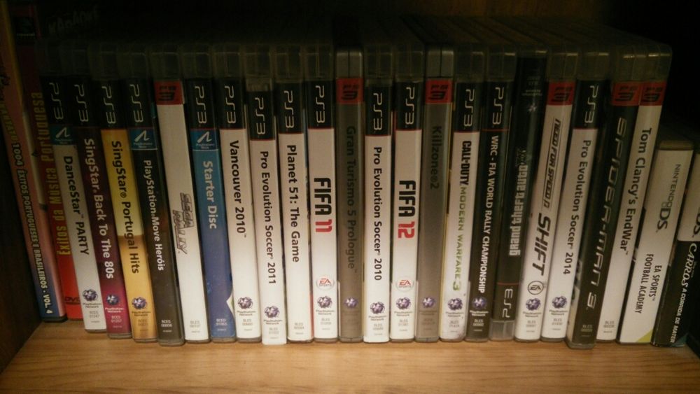 Consola ps3 com 21 jogos