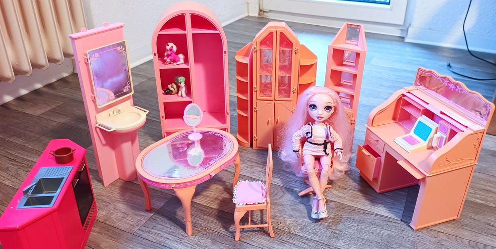 Лялька Rainbow High Белла Паркер