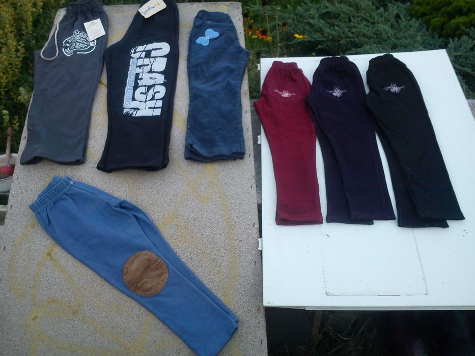 Ubrania. legginsy. spodnie dresowe. bawełna 110