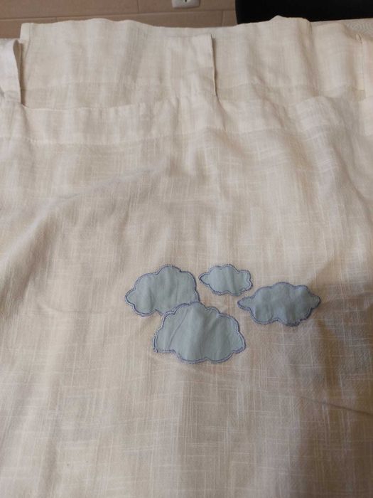 Cortinados e almofadas quarto Criança