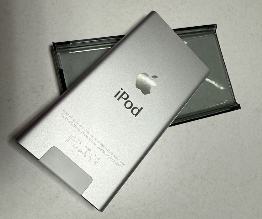 iPod nano 7 generation 16 Gb Silver