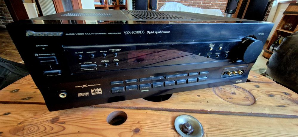 Amplituner Pioneer VSX-808RDS + Pioneer DV 525