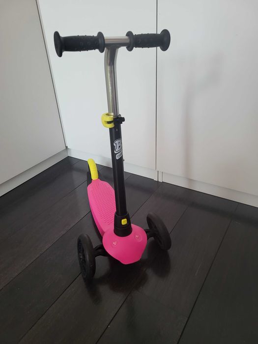 Hulajnoga Oxelo dla 3 latki różowo-czarna