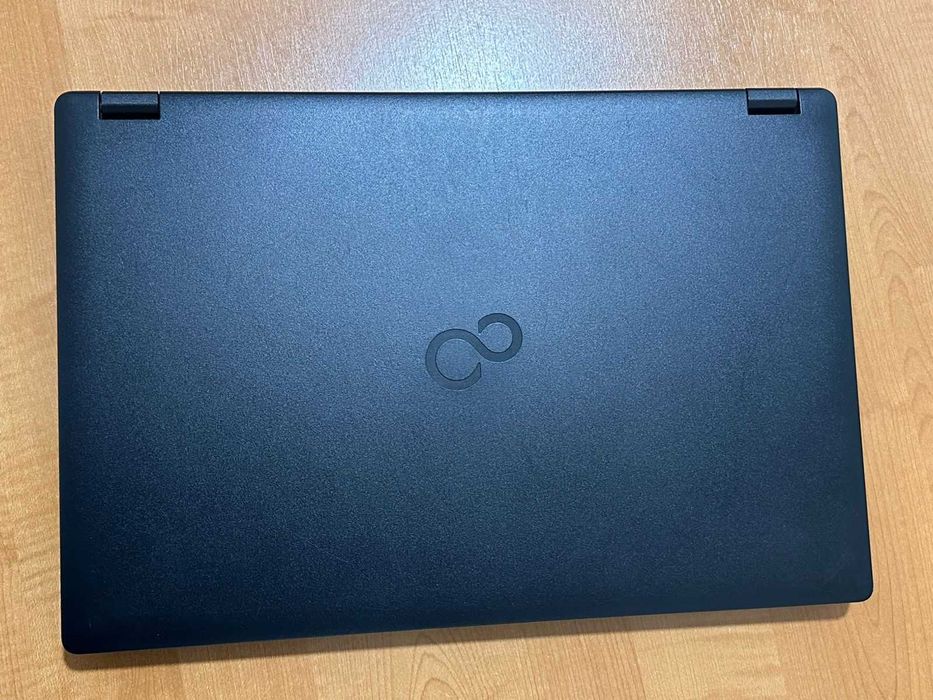 Fujitsu LifeBook E558 Core i5 - 16GB - 512GB SSD