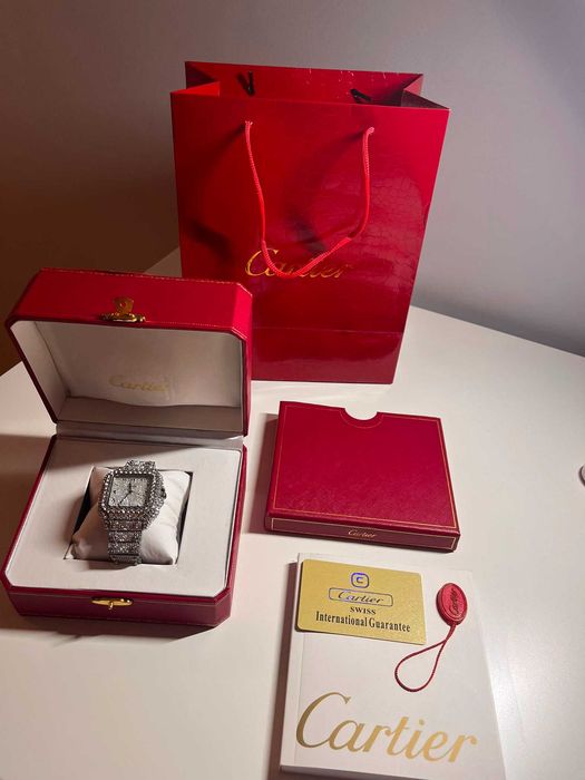 Relógio Cartier com caixa
