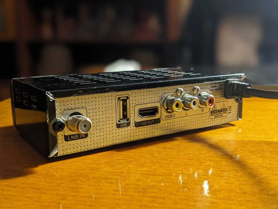 Супутниковий ресивер Eurosky ES-4080 HD