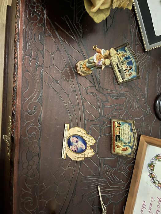 Baú antigo com detalhes