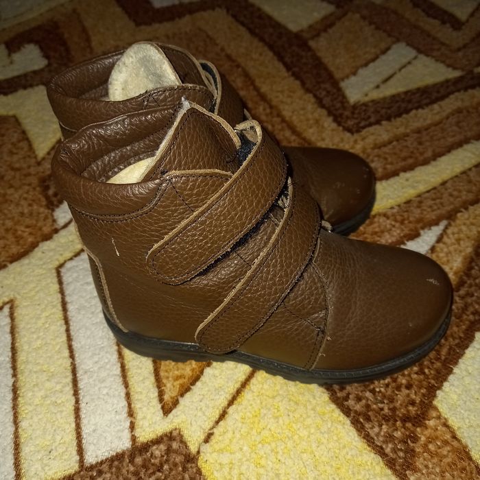 Дитячі коричневі шкіряні черевики (пошиті на замовлення) 28 розмір 
На